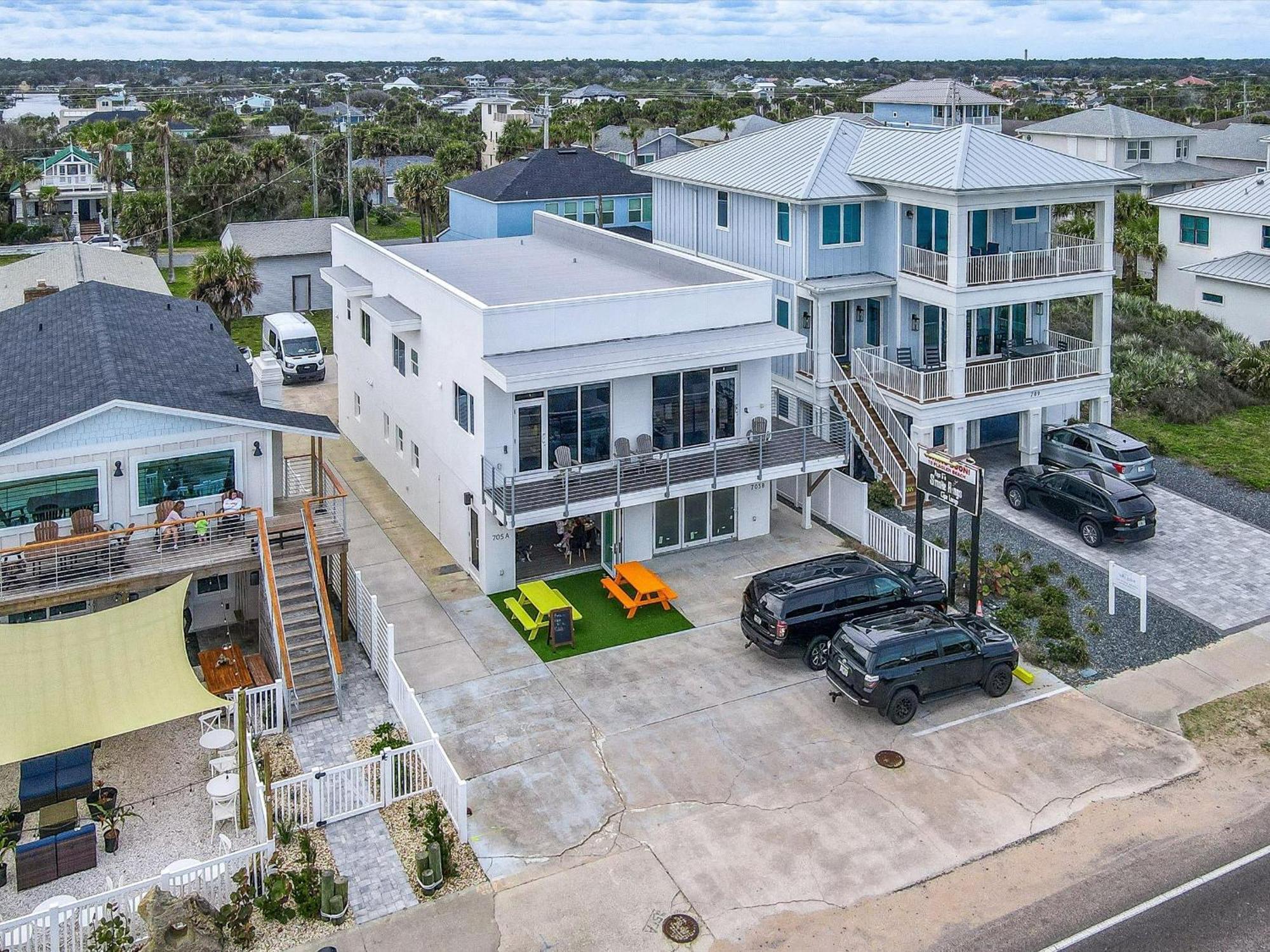 Apartment Ocean Front Flagler Sleeps 5 People