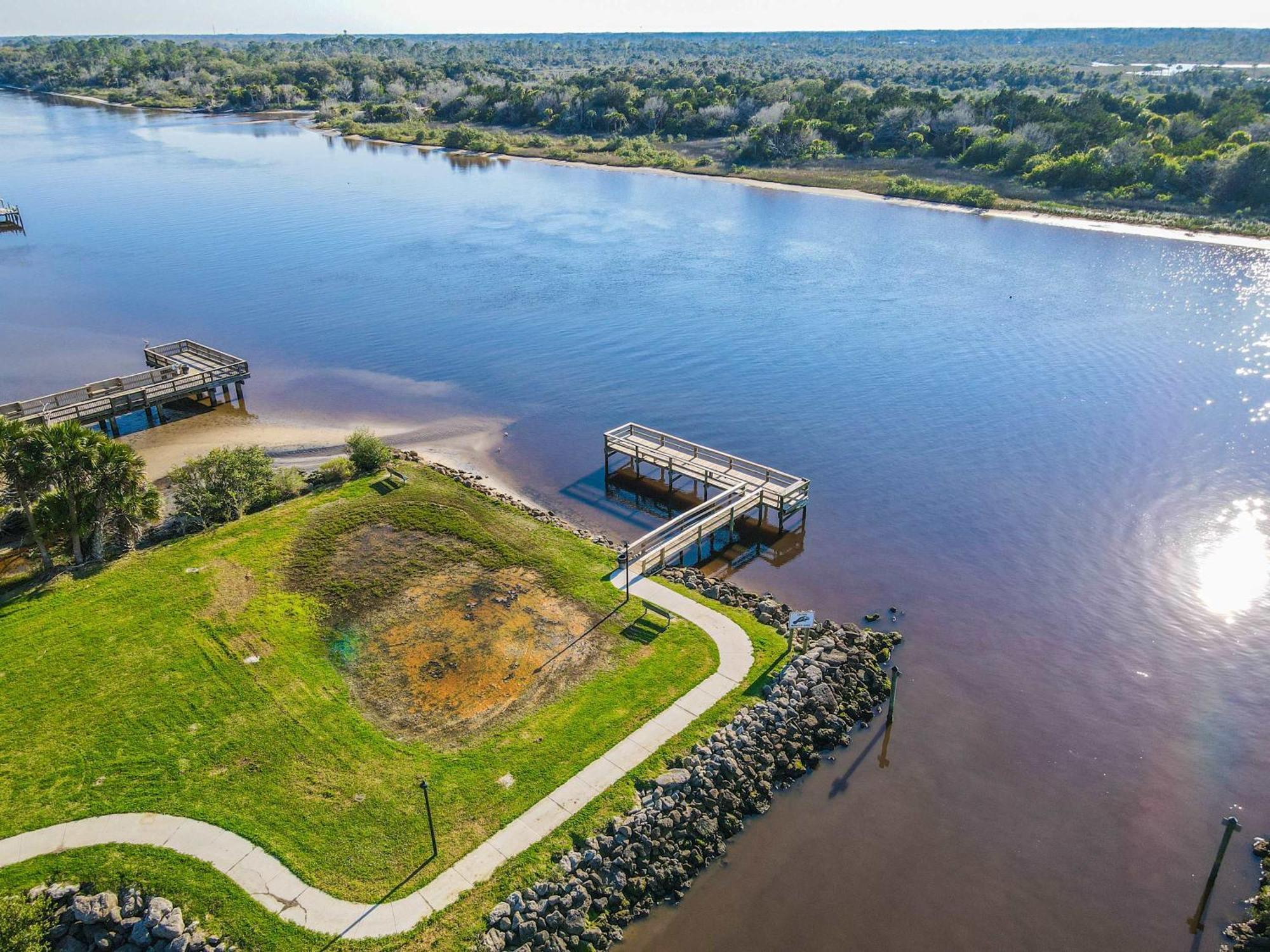 Apartment Ocean Front Flagler Sleeps 5 People Flagler Beach