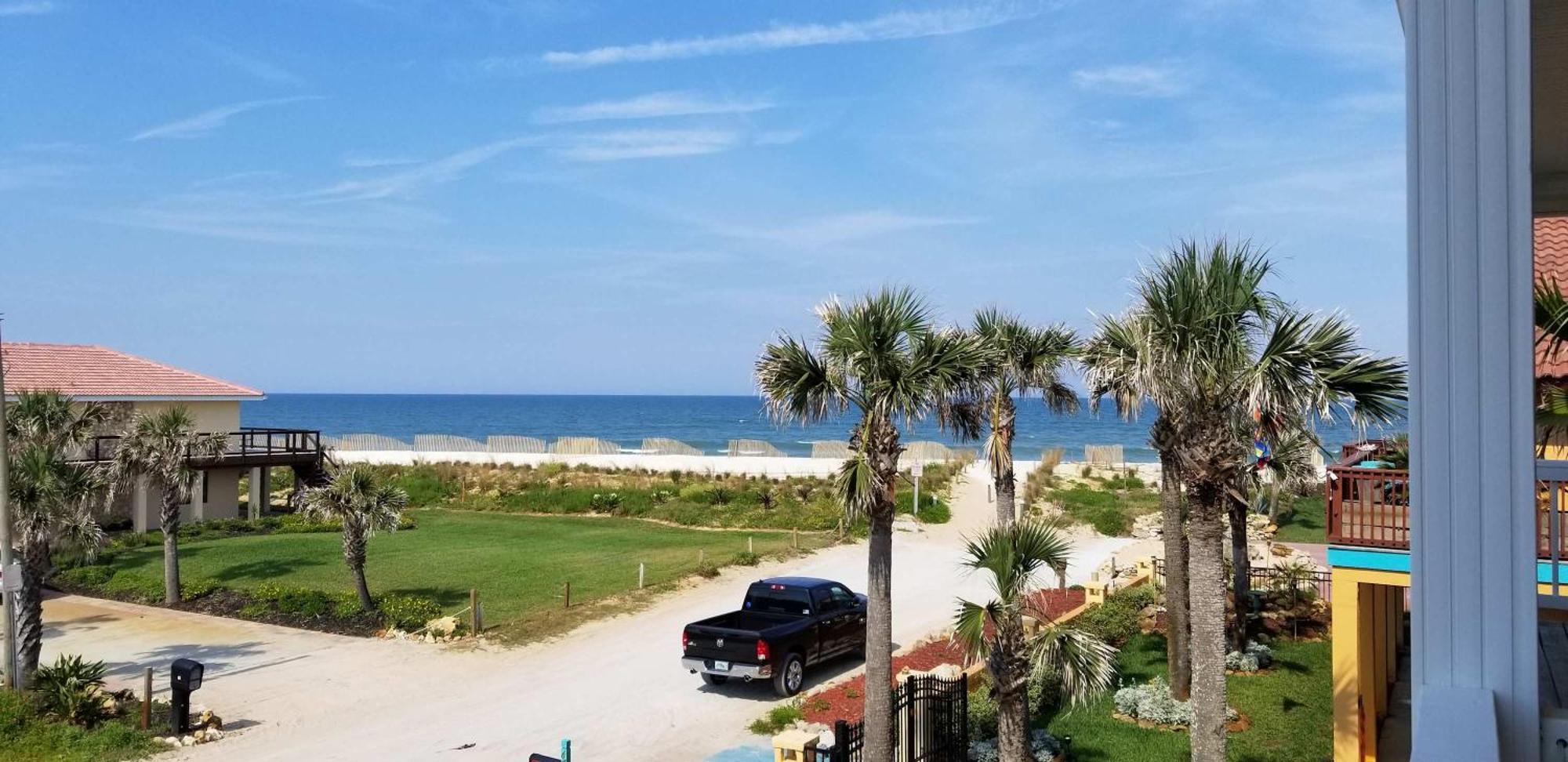 Apartment Ocean Front Flagler Sleeps 5 People